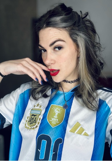 Paz from Argentina — live video chat with girls on FantasyChat